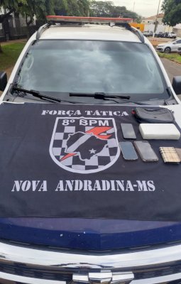 Ivinhema - Polícia Militar apreendeu aproximadamente um quilo de cocaína, no distrito de Amandina