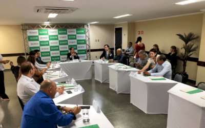Presidentes de Associações Comerciais de Mato Grosso debatem fortalecimento das entidades