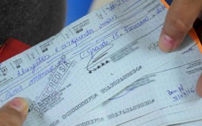 CMN limita juros do cheque especial e cria tarifa