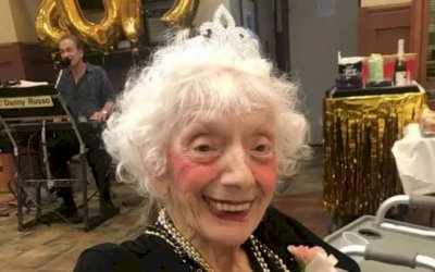 Mulher de 102 anos sobreviveu à gripe de 1918 e duas vezes ao coronavírus