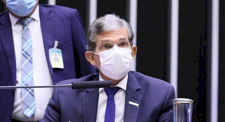 Governo demite Silva e Luna da Petrobras e indica Adriano Pires