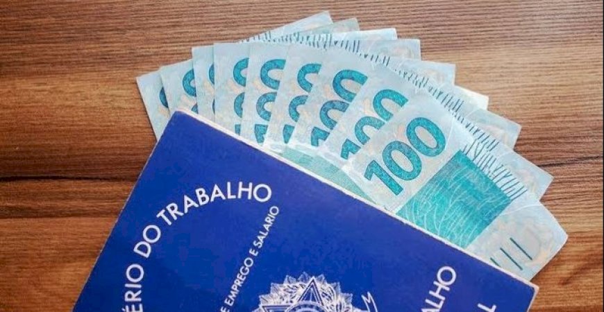 Presidente eleito pode anunciar novo salário mínimo no valor de 1.320.00.