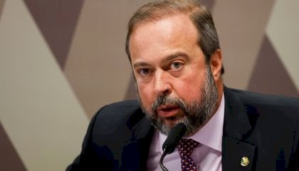 Governo publica MP e prorroga imposto zero para gasolina até fevereiro; diesel será até fim do ano.