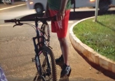 Angélica -Acidente entre carro e bicicleta, deixa uma vítima fatal na Av Francisco Marcolino da Costa