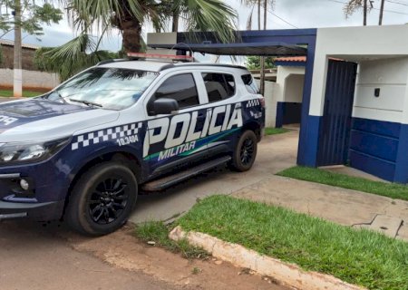 Homem de 24 anos de idade, morre após dormir embaixo de caminhão boiadeiro no recinto do rodeio, em Taquarussu