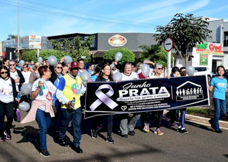 Município de Ivinhema realizou 1ª caminhada Junho Prata