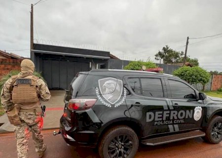 Defron prende quatro envolvidos com tráfico de drogas e lavagem de dinheiro em Dourados
